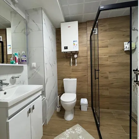 Cozy Apartment-center Of سكوبجي