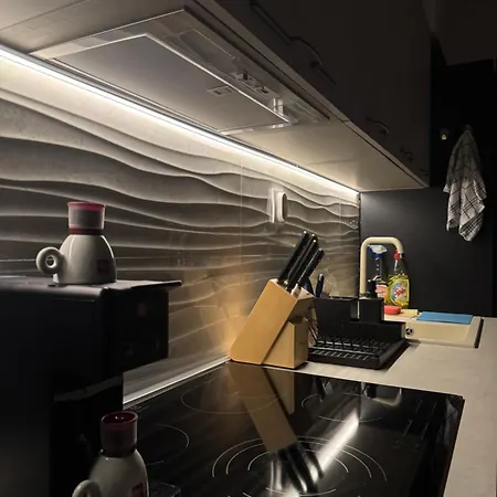 شقة Cozy Apartment-center Of سكوبجي