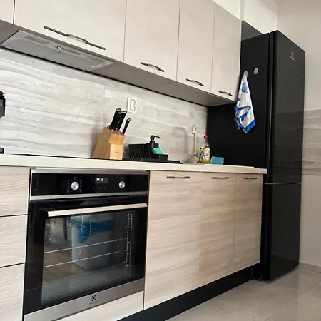 Cozy Apartment-center Of * سكوبجي