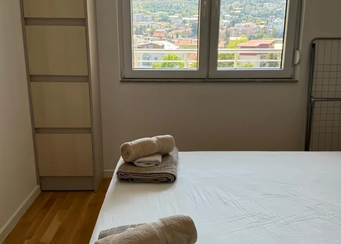 Cozy Apartment-center Of