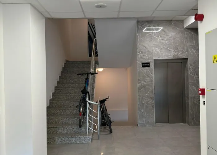 Daire Cozy Apartment-center Of *