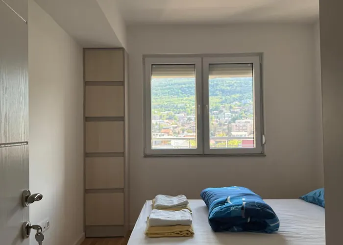 Cozy Apartment-center Of