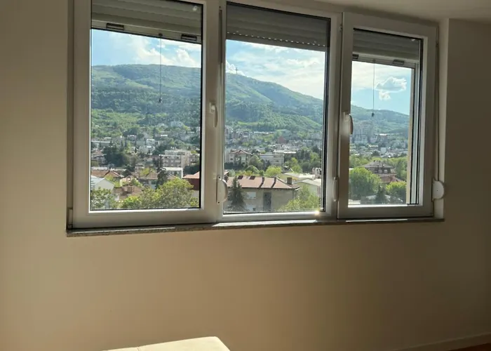 Daire Cozy Apartment-center Of