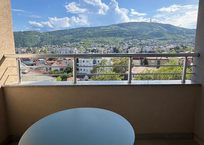 Daire Cozy Apartment-center Of *